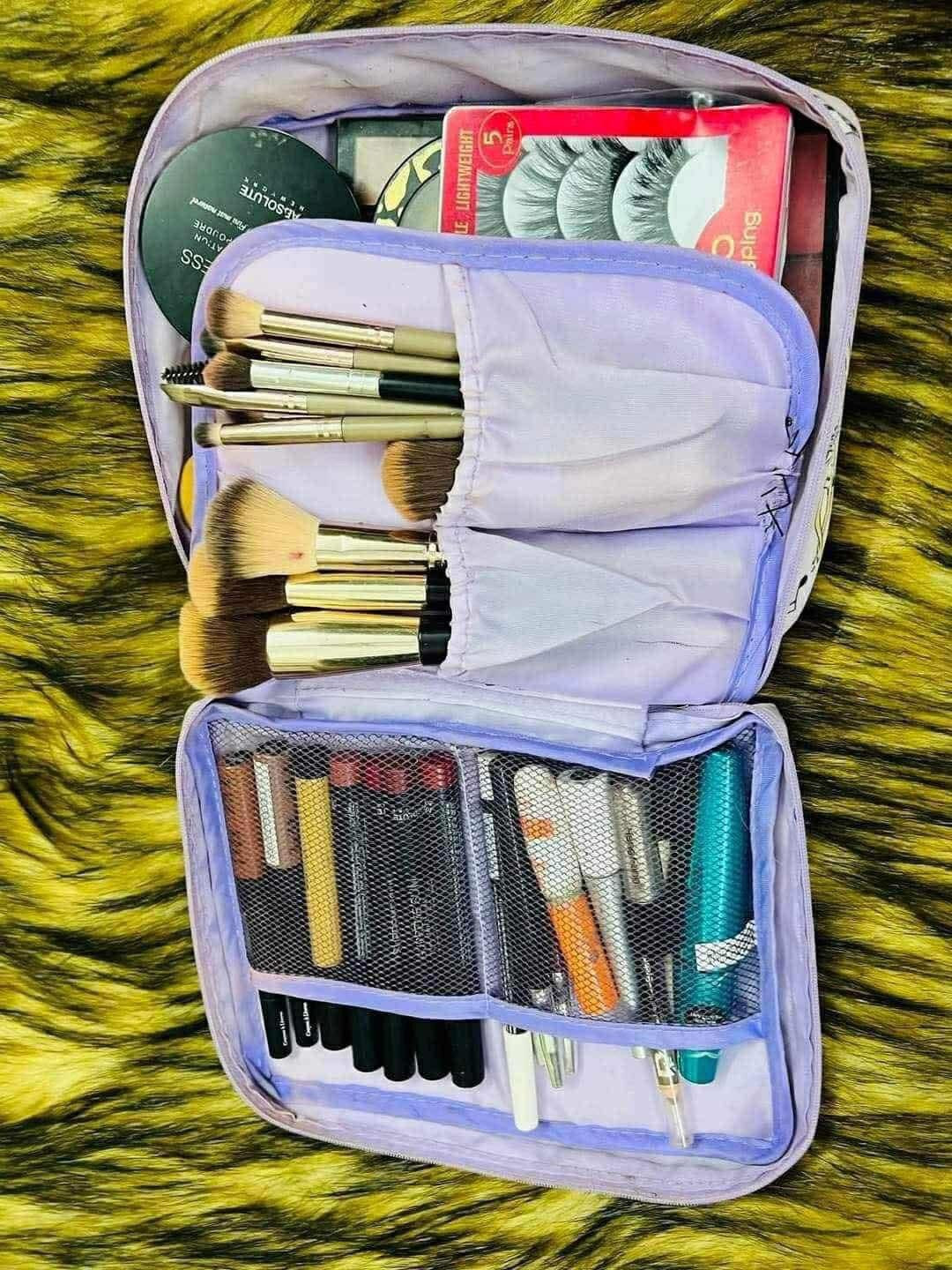 Makeup organiser bag